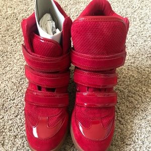 ALDO RED NUMATA WEDGE SNEAKERS